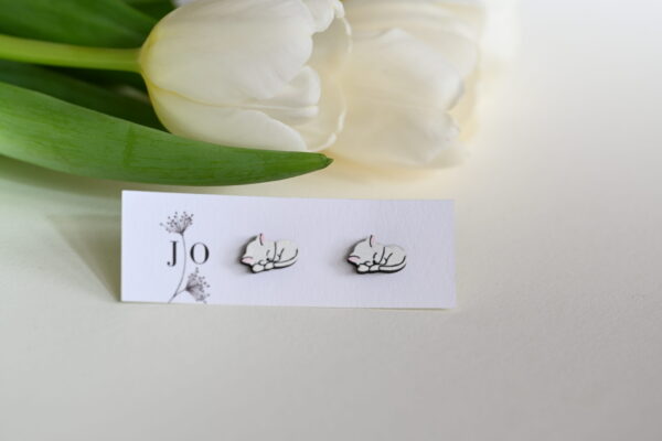 Earrings "White sleeping cat" - Image 3