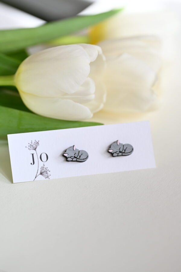 Earrings "Gray sleeping cat" - Image 2