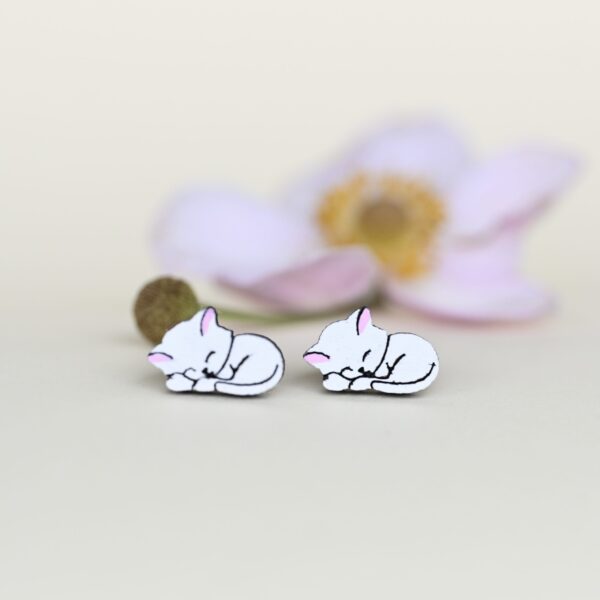 Earrings "White sleeping cat" - Image 2