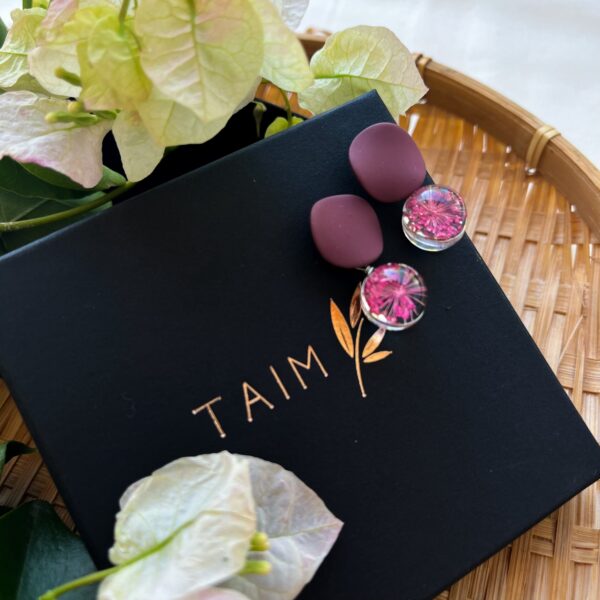 TAIM Earrings  “Round deep pink”