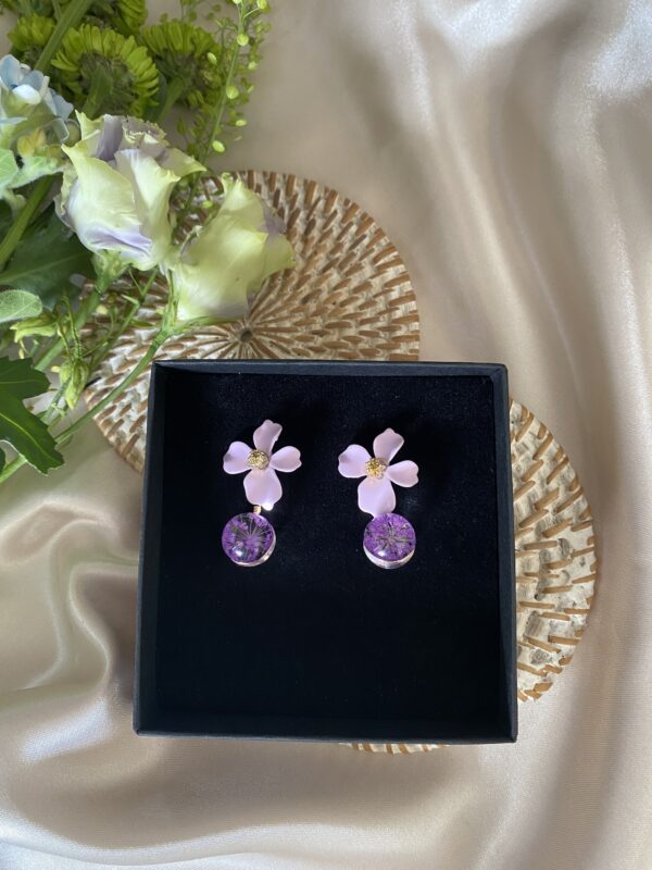 TAIM Earrings " Purple flower“