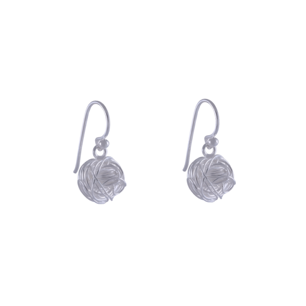 Kanela Silver Drop Earrings "Threadball"