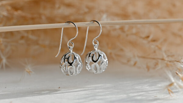 Kanela Silver Earrings "Ball"
