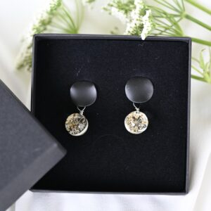 TAIM Small Earrings “Round black and white”