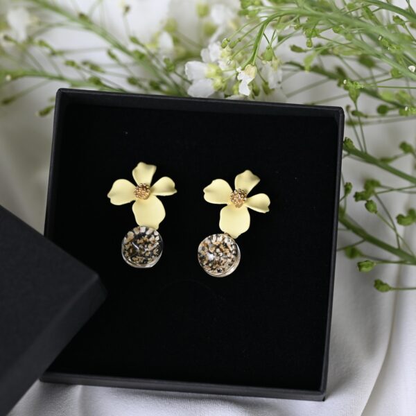 TAIM Earrings  “Yellow flower"