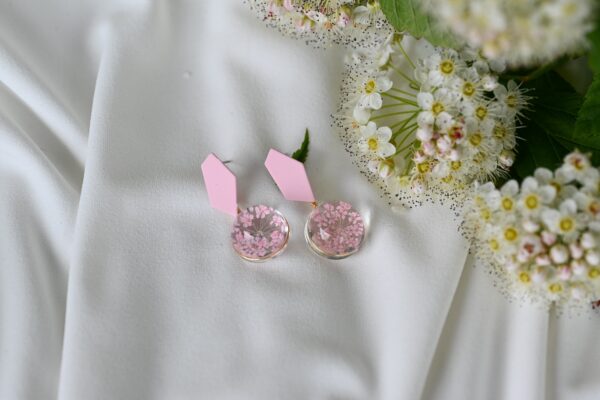 TAIM Earrings “Light pink small” - Image 3