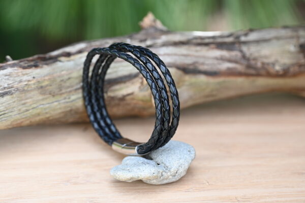 Hilpharakas Leather Bracelet "Triple Twist" - Image 2