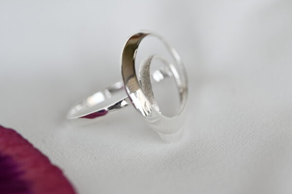 Kanela Silver Ring "Circles" - Image 3