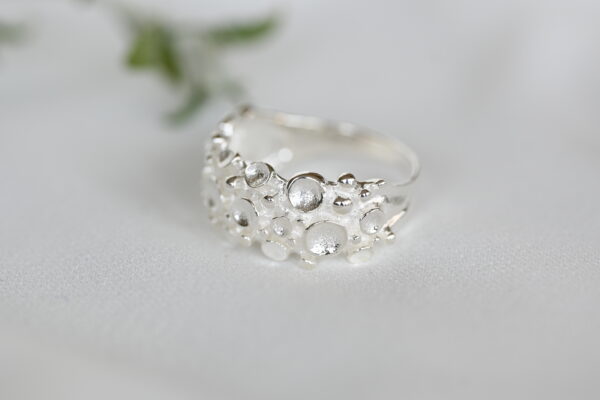 Kanela Silver Ring "Moon Canyons"
