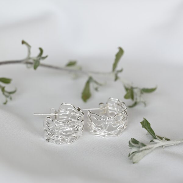 Kanela Silver Stud Earrings "Romantic" - Image 3