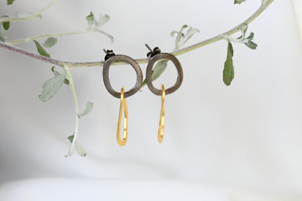 Kanela Silver Earring "Gold Black geometry " - Image 3
