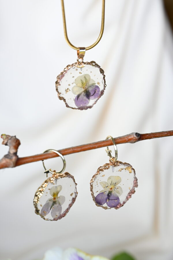 TAIM Resin Earrings “Pansy” - Image 4