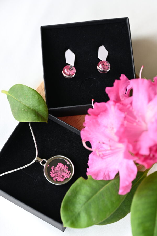 TAIM Silver Steel Necklace “Pink” - Image 3