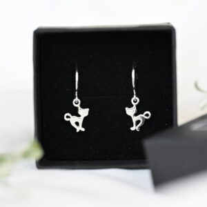 Kanela Silver Drop Earrings "Cat"