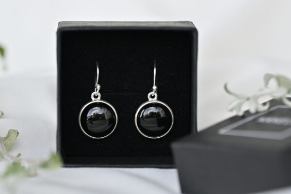 Kanela Silver Drop Earrings "Round Black"