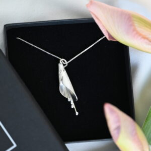 Kanela Silver Necklace "Bell Flower"