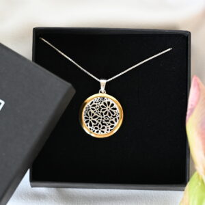Kanela Silver Necklace "Floral"