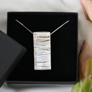Kanela Silver Necklace "Wrinkle"