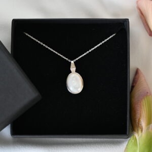 Kanela Silver Necklace "Mother of Pearl"