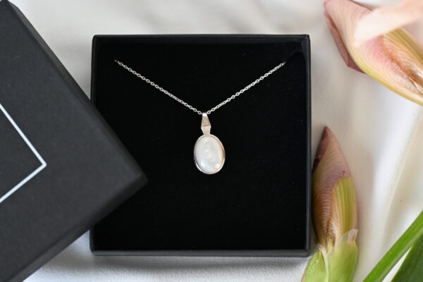 Kanela Silver Necklace "Mother of Pearl"