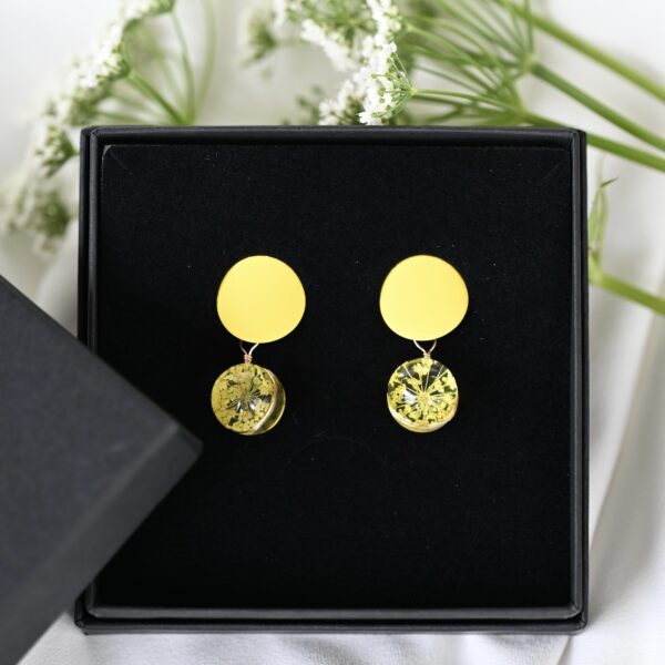 TAIM Small Earrings “Round Yellow”