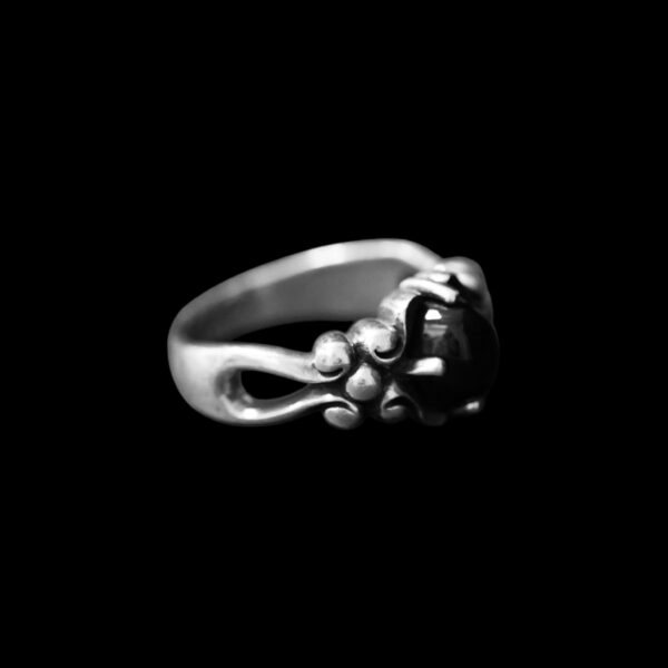 925 sterling silver men’s ring with black onyx, oxidized finish – Hilpharakas.