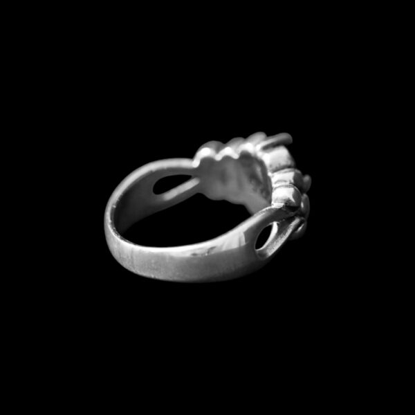 925 sterling silver men’s ring with black onyx, oxidized finish – Hilpharakas.