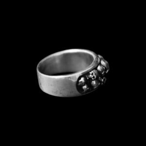 Men’s 925 Sterling Silver Multiple Skull Ring – Hilpharakas